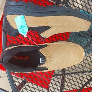 Men's shoe suede slipon